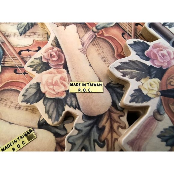 Vintage Victorian Tree Ornaments, SET/10, Drum Harp and Violin Floral Scrolls - Picture 7 of 10